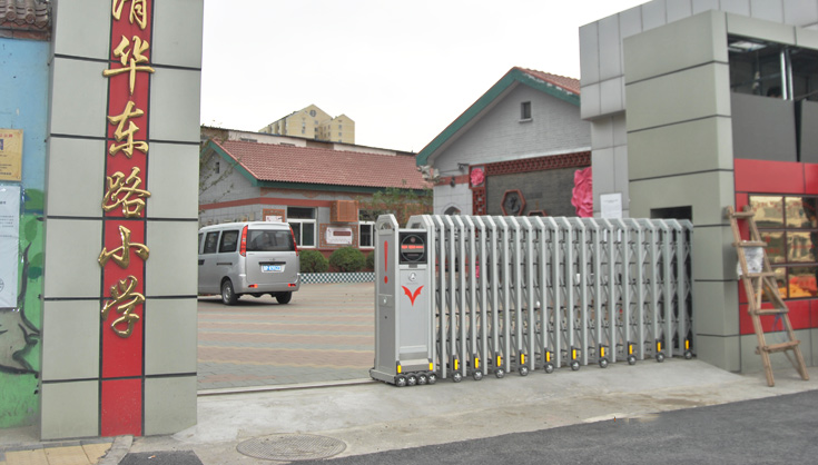 �����к���^(q��)���A�|·С�W(xu��)